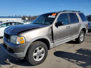 2002 Ford Explorer XLT z VIN 1FMZU73W52UD04193, wystawiony jako Copart lot #45418235 z przebiegiem 211 401 mil mil oraz Szkoda całkowita • Salvage title. Historia ofert i sprzedaży dostępna na DreamBid. Obrazek 1.