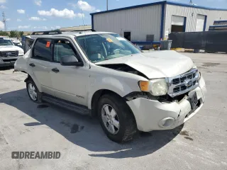 2008 Ford Escape XLT with VIN 1FMCU93128KA46421, listed as a Copart auction lot 50521245 with 251,985 mi miles and Salvage title. Bid and sale history available at DreamBid. Image 4.