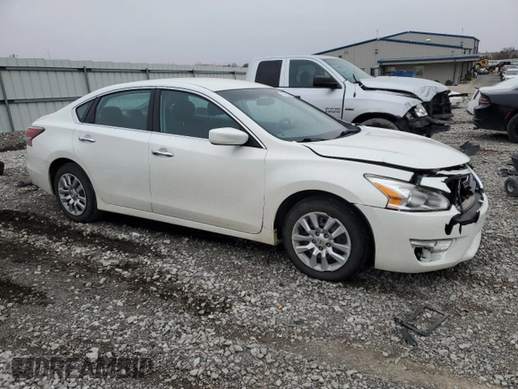 2014 Nissan Altima 2.5 with VIN 1N4AL3AP8EC203500, listed as a Copart auction lot 43761405 with 213,227 mi miles and Salvage Title. Bid and sale history available at carsss.com. Image 4.