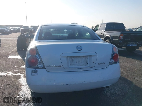 2003 Nissan Altima S z VIN 1N4AL11D23C108955, wystawiony jako IAAI lot #42294398 z przebiegiem 167 880 mil mil oraz . Historia ofert i sprzedaży dostępna na DreamBid. Obrazek 16.