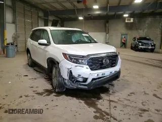 2024 Honda Passport EX-L z VIN 5FNYF8H59RB023744, wystawiony jako Copart lot #83626984 z przebiegiem 4680 mil mil oraz Szkoda całkowita • Salvage title. Historia ofert i sprzedaży dostępna na DreamBid. Obrazek 11.