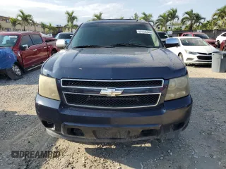 2008 Chevrolet Tahoe 2LT z VIN 1GNFC13088R139102, wystawiony jako Copart lot #52535205 z przebiegiem 260 619 mil mil oraz Czysty tytuł • Clean title. Historia ofert i sprzedaży dostępna na DreamBid. Obrazek 5.