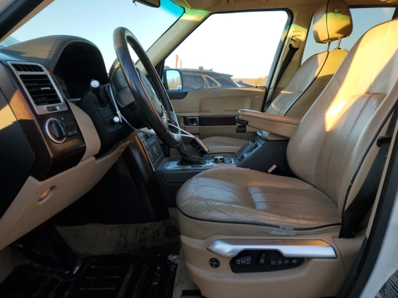 2010 Land Rover Range Rover HSE with VIN SALME1D47AA309751, listed as a Copart auction lot 85063354 with 105,224 mi miles and Clean Title. Bid and sale history available at carsss.com. Image 7.