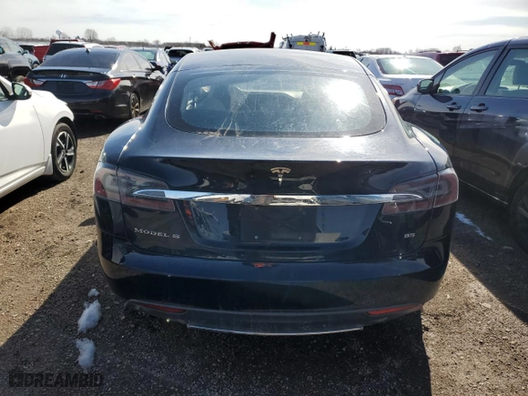 2013 Tesla Model S with VIN 5YJSA1CN1DFP13130, listed as a Copart auction lot 49703475 with 227,093 mi miles and Salvage Title. Bid and sale history available at carsss.com. Image 6.