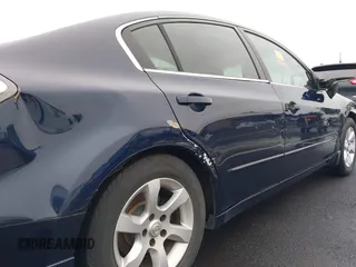 2007 Nissan Altima 2.5 with VIN 1N4AL21E77N414753, listed as a IAAI auction lot 41154515 with 182,798 mi miles. Bid and sale history available at carsss.com. Image 12.