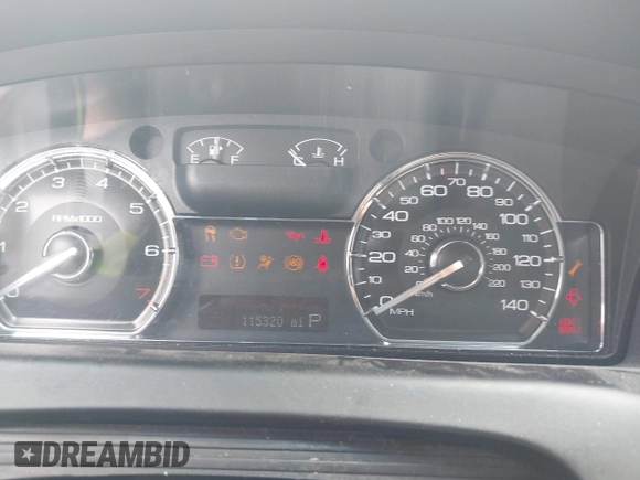2009 Lincoln MKS с VIN 1LNHM94R99G611617, выставлен на аукционе IAAI как лот 42288299 с пробегом 115 320 миль миль и . История ставок и продаж доступна на DreamBid. Изображение 7.