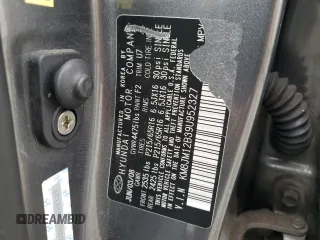 2009 Hyundai Tucson GLS with VIN KM8JM12B39U952327, listed as a Copart auction lot 73695884 with 142,752 mi miles and Salvage Title. Bid and sale history available at carsss.com. Image 13.
