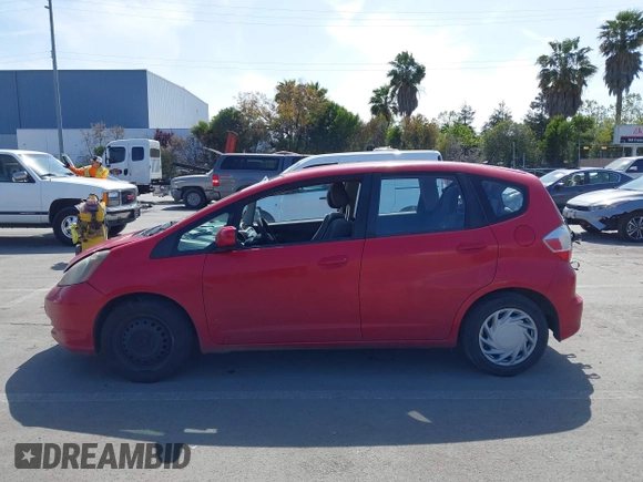 2013 Honda Fit with VIN JHMGE8H38DC037362, listed as a IAAI auction lot 42119334 with 269,726 mi miles. Bid and sale history available at carsss.com. Image 14.