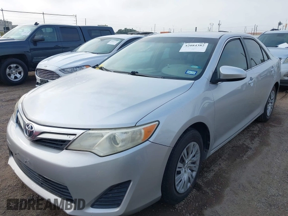 2012 Toyota Camry L with VIN 4T1BF1FK8CU080078, listed as a IAAI auction lot 42084382 with 165,894 mi miles and . Bid and sale history available at carsss.com. Image 2.