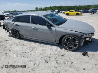 2024 Kia K5 GT-Line z VIN 5XXG64J28RG240655, wystawiony jako Copart lot #53449025 z przebiegiem 47 580 mil mil oraz Szkoda całkowita • Salvage title. Historia ofert i sprzedaży dostępna na DreamBid. Obrazek 4.