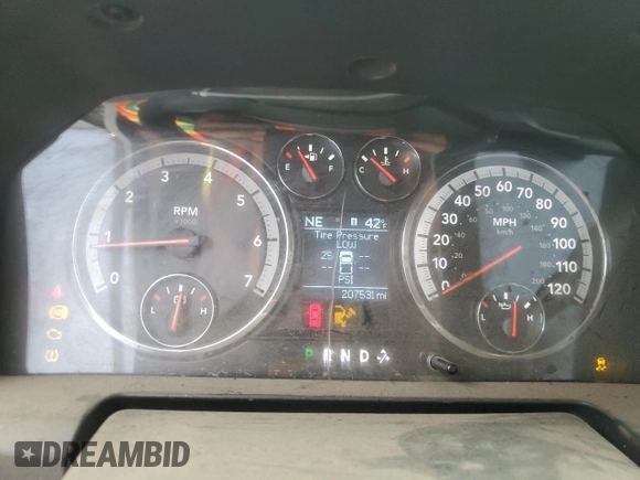 2010 Dodge 1500 SLT z VIN 1D7RB1GP0AS182224, wystawiony jako Copart lot #44581735 z przebiegiem 207 531 mil mil oraz Szkoda całkowita • Salvage title. Historia ofert i sprzedaży dostępna na DreamBid. Obrazek 9.