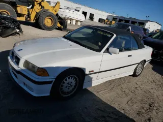 1995 BMW 3 Series 325iC with VIN WBABJ632XSJD38394, listed as a Copart auction lot 81062244 with 92,281 mi miles and Salvage Title. Bid and sale history available at carsss.com. Image 1.