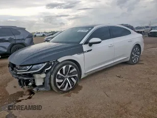 2021 Volkswagen Arteon SEL R-Line with VIN WVWSR7AN8ME009927, listed as a Copart auction lot 62371405 with 69,461 mi miles and Salvage title. Bid and sale history available at DreamBid. Image 1.