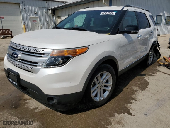 2014 Ford Explorer XLT with VIN 1FM5K7D95EGA21454, listed as a Copart auction lot 72159824 with 128,765 mi miles and Salvage Title. Bid and sale history available at carsss.com. Image 1.