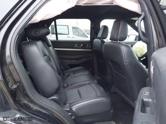2018 Ford Explorer XLT with VIN 1FM5K7D8XJGA19202, listed as a IAAI auction lot 41211513 with NaN miles. Bid and sale history available at carsss.com. Image 8.
