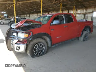 2017 Toyota Tundra SR z VIN 5TFUW5F11HX629654, wystawiony jako Copart lot #57691235 z przebiegiem 48 711 mil mil oraz Czysty tytuł • Clean title. Historia ofert i sprzedaży dostępna na DreamBid. Obrazek 1.