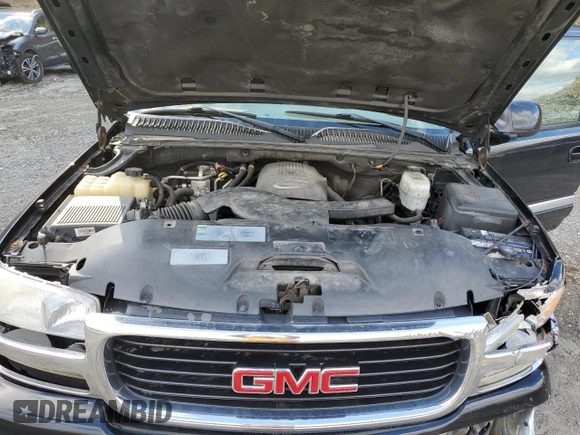 2006 GMC Yukon SLT with VIN 1GKEK13T46R113955, listed as a Copart auction lot 52398525 with 214,897 mi miles and Salvage Title. Bid and sale history available at carsss.com. Image 13.