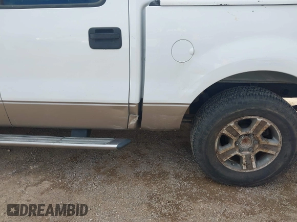 2006 Ford F-150 XLT with VIN 1FTRW12W86FB19420, listed as a IAAI auction lot 41786430 with 286,740 mi miles. Bid and sale history available at carsss.com. Image 6.