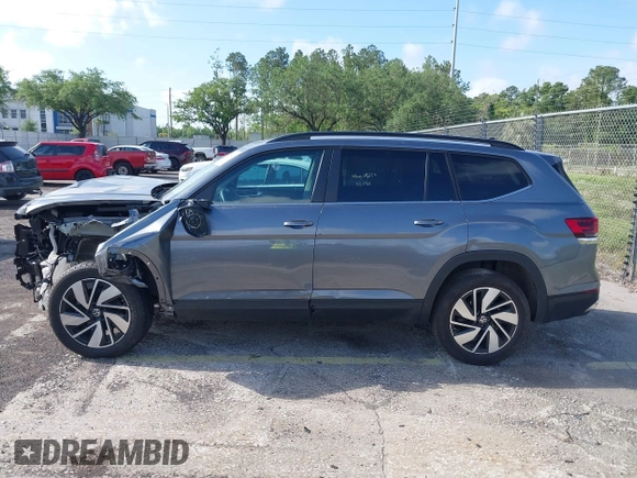 2024 Volkswagen Atlas SE с VIN 1V2HR2CA1RC547264, выставлен на аукционе IAAI как лот 41948193 с пробегом 24 683 миль миль и . История ставок и продаж доступна на DreamBid. Изображение 14.