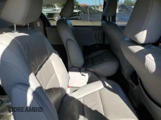 2018 Toyota Sienna XLE with VIN 5TDDZ3DC2JS195479, listed as a Copart auction lot 47213295 with 86,151 mi miles and Salvage Title. Bid and sale history available at carsss.com. Image 11.