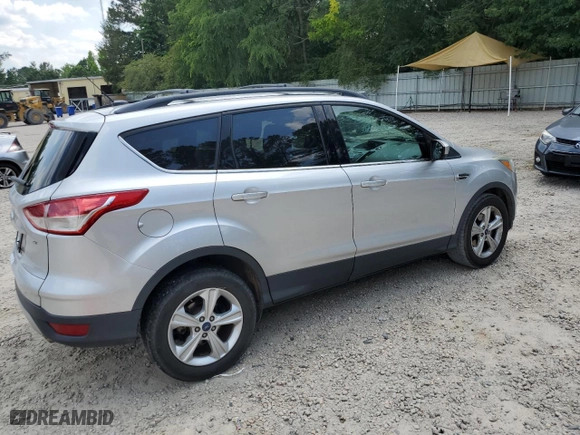 2015 Ford Escape SE with VIN 1FMCU0G70FUC21406, listed as a Copart auction lot 59121794 with 181,859 mi miles and Salvage Title. Bid and sale history available at carsss.com. Image 3.