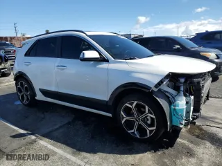 2024 Kia Niro SX Touring with VIN KNDCT3LE1R5130253, listed as a Copart auction lot 49088675 with 10,126 mi miles and Salvage Title. Bid and sale history available at carsss.com. Image 4.