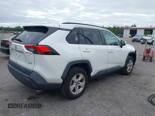 2019 Toyota RAV4 XLE with VIN 2T3W1RFV3KW054552, listed as a IAAI auction lot 40885219 with 40,695 mi miles and . Bid and sale history available at DreamBid. Image 4.
