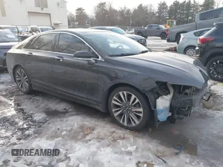 2019 Lincoln MKZ Reserve II z VIN 3LN6L5F93KR622157, wystawiony jako IAAI lot #41644128 z przebiegiem 39 768 mil mil oraz . Historia ofert i sprzedaży dostępna na DreamBid. Obrazek 1.