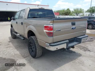 2012 Ford F-150 XL with VIN 1FTEW1CM5CKD32629, listed as a IAAI auction lot 42127583 with 257,949 mi miles. Bid and sale history available at carsss.com. Image 3.
