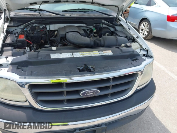 2000 Ford F-150 XL with VIN 1FTRF17W6YNA47683, listed as a IAAI auction lot 42480328 with 178,662 mi miles and . Bid and sale history available at DreamBid. Image 10.