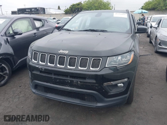2020 Jeep Compass Latitude with VIN 3C4NJCBB8LT206001, listed as a IAAI auction lot 42352933 with 58,406 mi miles and . Bid and sale history available at DreamBid. Image 12.