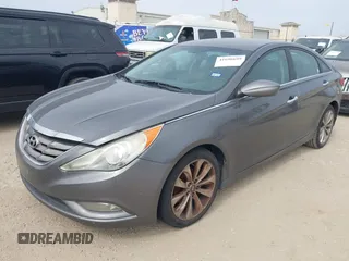 2011 Hyundai Sonata SE with VIN 5NPEC4AC1BH125690, listed as a IAAI auction lot 41696699 with 172,028 mi miles and . Bid and sale history available at carsss.com. Image 2.