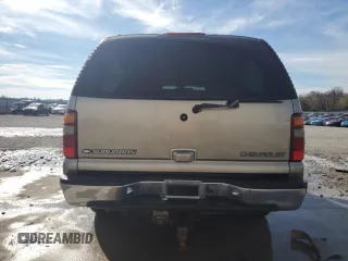 2001 Chevrolet Suburban LS with VIN 3GNFK16T11G105761, listed as a Copart auction lot 80726024 with 312,601 mi miles and Clean Title. Bid and sale history available at carsss.com. Image 6.