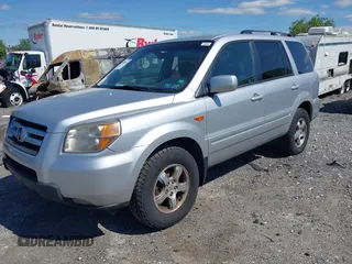 2007 Honda Pilot EX-L z VIN 2HKYF18537H509505, wystawiony jako IAAI lot #42307597 z przebiegiem 223 189 mil mil oraz . Historia ofert i sprzedaży dostępna na DreamBid. Obrazek 2.