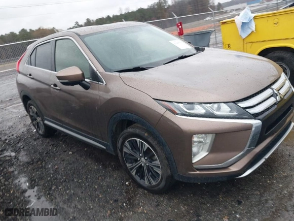 2019 Mitsubishi Eclipse Cross SE with VIN JA4AT5AA4KZ022947, listed as a IAAI auction lot 41048174 with 209,354 mi miles. Bid and sale history available at carsss.com. Image 1.