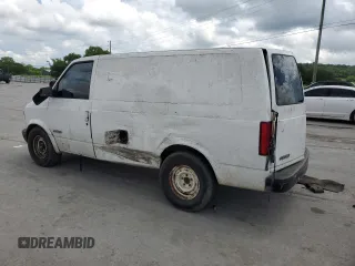 1998 Chevrolet Astro Cargo z VIN 1GCDM19W5WB156776, wystawiony jako Copart lot #56903675 z przebiegiem Nie podano mil oraz Tytuł czysty. Historia ofert i sprzedaży dostępna na DreamBid. Obrazek 2.