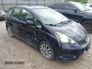 2013 Honda Fit Sport с VIN JHMGE8H54DC068352, выставлен на аукционе IAAI как лот 42151898 с пробегом 66 987 миль миль и . История ставок и продаж доступна на DreamBid. Изображение 1.