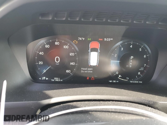 2022 Volvo XC90 Inscription with VIN YV4A22PL8N1813921, listed as a Copart auction lot 62030985 with 35,911 mi miles and Salvage title. Bid and sale history available at DreamBid. Image 9.
