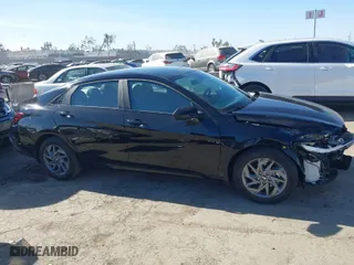 2024 Hyundai Elantra SEL with VIN KMHLM4DG4RU778450, listed as a IAAI auction lot 41376801 with 2,605 mi miles. Bid and sale history available at carsss.com. Image 13.