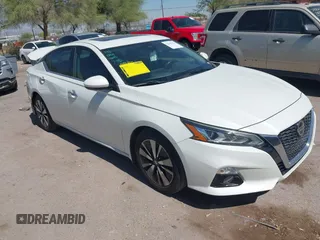 2019 Nissan Altima SV with VIN 1N4BL4DV9KC116365, listed as a IAAI auction lot 42301504 with 117,841 mi miles and . Bid and sale history available at DreamBid. Image 1.