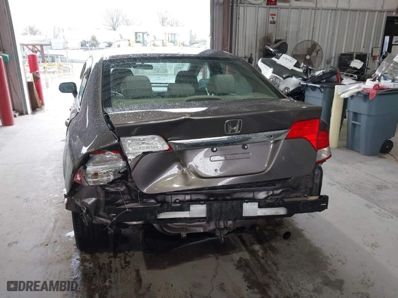 2011 Honda Civic Sdn LX with VIN 19XFA1F58BE034665, listed as a IAAI auction lot 41552809 with 170,852 mi miles. Bid and sale history available at carsss.com. Image 17.