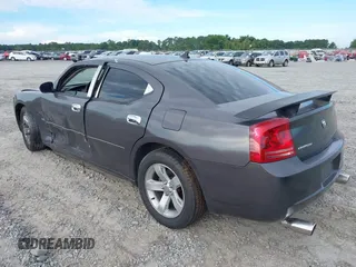 2006 Dodge Charger with VIN 2B3KA43GX6H418979, listed as a IAAI auction lot 39867071 with 1 mi miles. Bid and sale history available at carsss.com. Image 3.