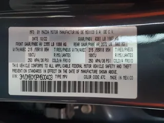 2023 Mazda CX-30 S Carbon Edition с VIN 3MVDMBCM3PM500403, выставлен на аукционе Copart как лот 88146095 с пробегом 29 861 миль миль и Списание • Salvage title. История ставок и продаж доступна на DreamBid. Изображение 14.