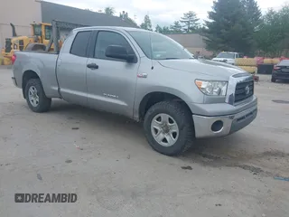 2008 Toyota Tundra z VIN 5TBBV54138S521905, wystawiony jako IAAI lot #42376803 z przebiegiem 167 407 mil mil oraz . Historia ofert i sprzedaży dostępna na DreamBid. Obrazek 1.