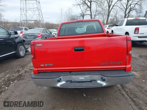 2001 Chevrolet S-10 LS with VIN 1GCCS19531K152758, listed as a IAAI auction lot 41700062 with 74,422 mi miles and . Bid and sale history available at DreamBid. Image 16.
