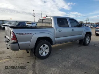 2014 Toyota Tacoma PreRunner with VIN 3TMJU4GN3EM163067, listed as a Copart auction lot 41582155 with 101,971 mi miles and Salvage Title. Bid and sale history available at DreamBid. Image 3.