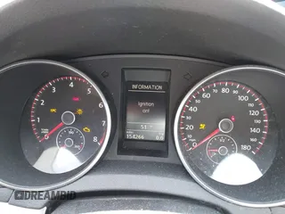 2012 Volkswagen GTI w/Sunroof & Navi PZEV z VIN WVWGD7AJXCW209878, wystawiony jako IAAI lot #41860048 z przebiegiem 154 266 mil mil oraz . Historia ofert i sprzedaży dostępna na DreamBid. Obrazek 7.