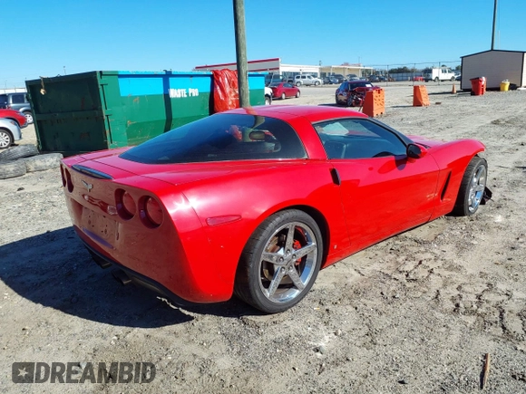 2008 Chevrolet Corvette with VIN 1G1YY25WX85124417, listed as a IAAI auction lot 41644594 with 53,067 mi miles. Bid and sale history available at carsss.com. Image 4.
