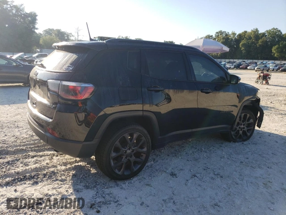 2019 Jeep Compass High Altitude with VIN 3C4NJDCB8KT668657, listed as a Copart auction lot 68429784 with 62,257 mi miles and Non repairable. Bid and sale history available at DreamBid. Image 3.