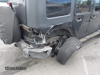 2007 Jeep Wrangler Unlimited X with VIN 1J4GB391X7L172965, listed as a IAAI auction lot 42040337 with 170,482 mi miles and . Bid and sale history available at DreamBid. Image 6.